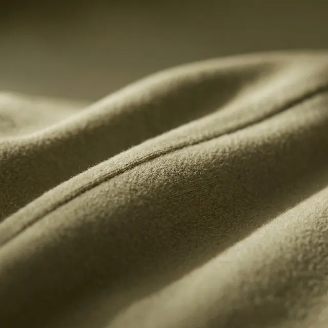 The brushed Moss cover, close up